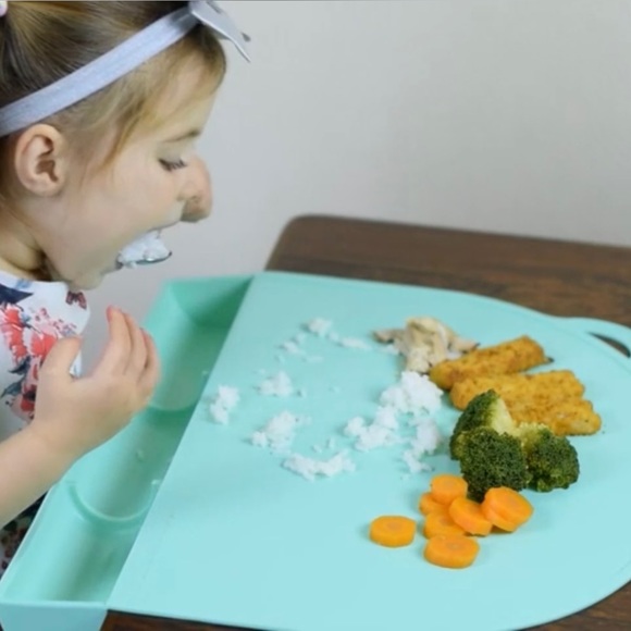 NIP UpwardBaby Original Food-Catching Placemat w/pull-tab Release, Cool Mint - Picture 2 of 10